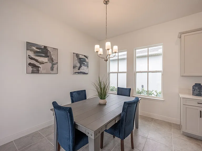 10132 Peebles St — Photo 22