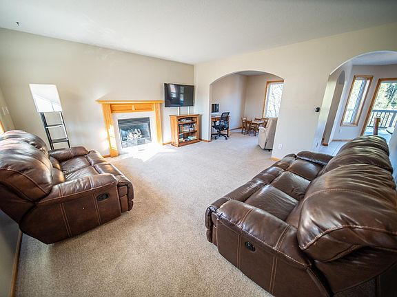 3rd image of 5259 Florence Dr NW