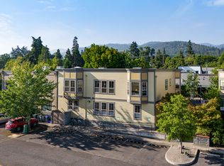 545 A St, Ashland, OR 97520