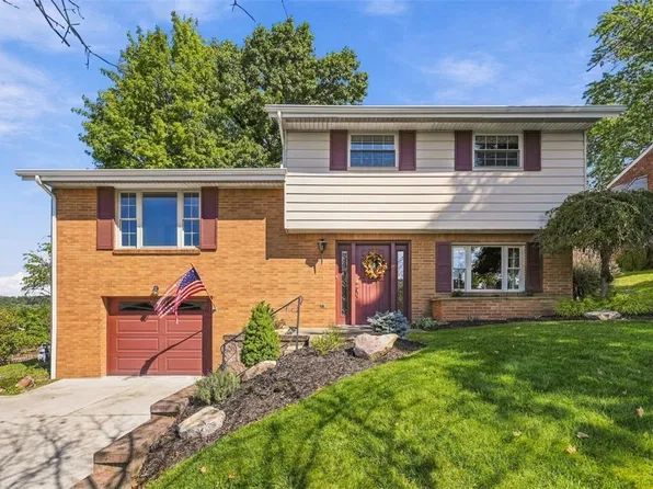 121 Oak Hill Dr, Washington, PA 15301