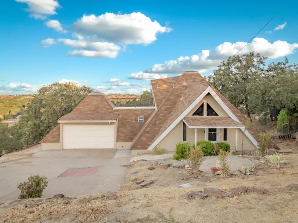 2376 Heinemann Dr, Valley Springs, CA 95252