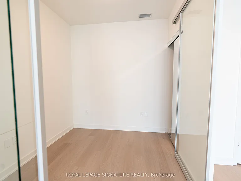 448 Burnhamthorpe Rd W #4312 — Photo 14