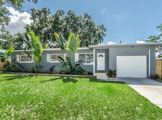 919 Grovewood Dr, Dunedin, FL 34698