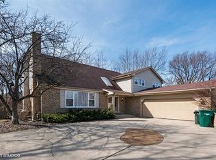 4009 Rutgers Ln, Northbrook, IL 60062