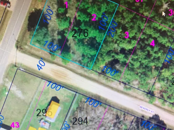 Chapman Rd, Bay Saint Louis, MS 39520