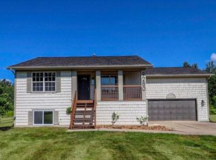 9280 Parmeter Ave NE, Rockford, MI 49341