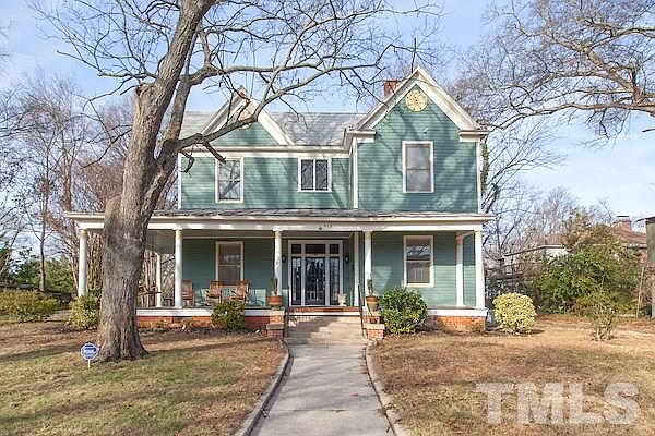 1st image of 915 N Mangum St