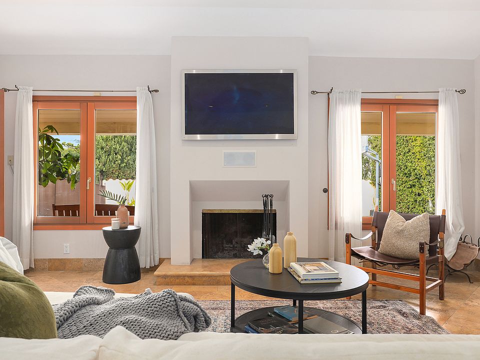 1st image of 12510 W Sunset Blvd #1