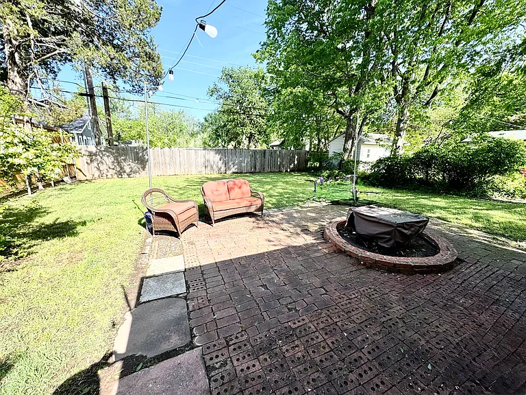 443 College Ave — Photo 19
