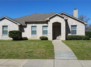 2129 Hickory Ridge Dr, Mesquite, TX 75181