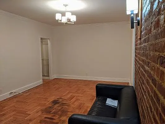 Rented by CENTURY 21 Sunny Gardens Realty, Inc. | media 9