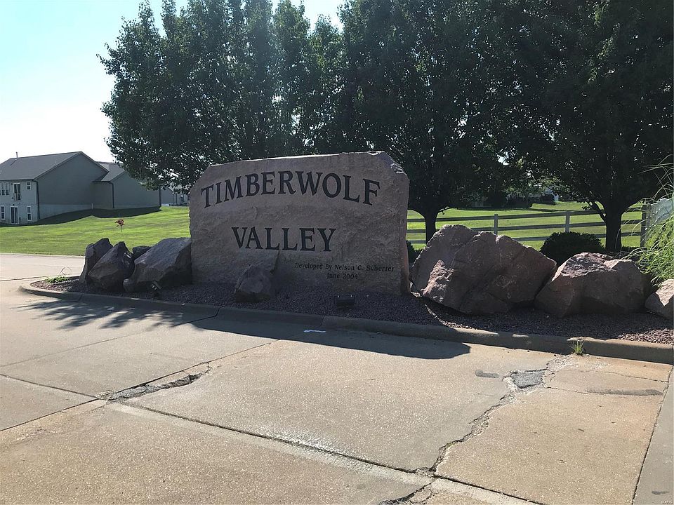 2nd image of LOT One #4