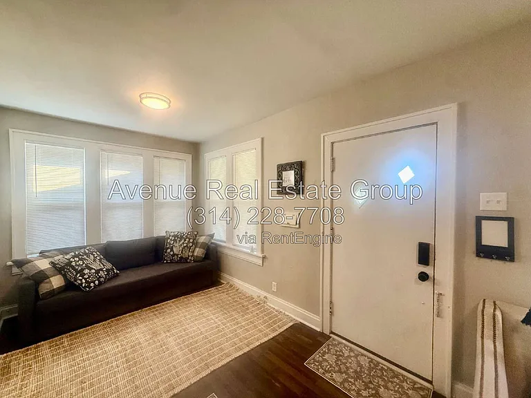6854 Plymouth Ave — Photo 3