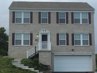 300 Kennett Dr, Elizabeth, PA, 15037