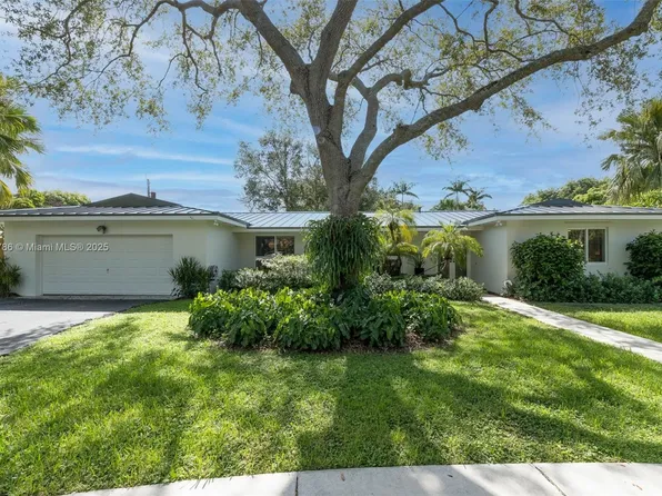 16081 SW 86th Ave, Palmetto Bay, FL 33157