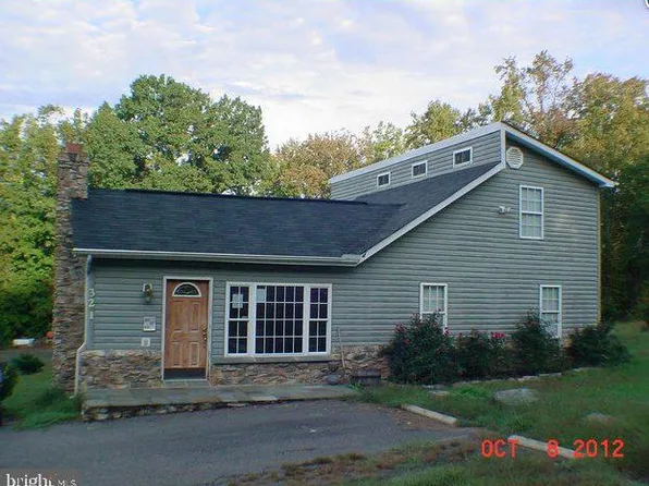 321 Cambridge St, Fredericksburg, VA 22405