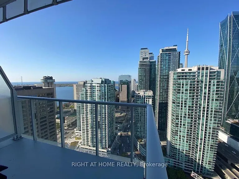 28 Freeland St #3403 — Photo 11