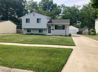 449 Colgate Ave, Elyria, OH 44035