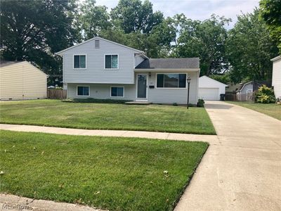 449 Colgate Ave, Elyria, OH, 44035
