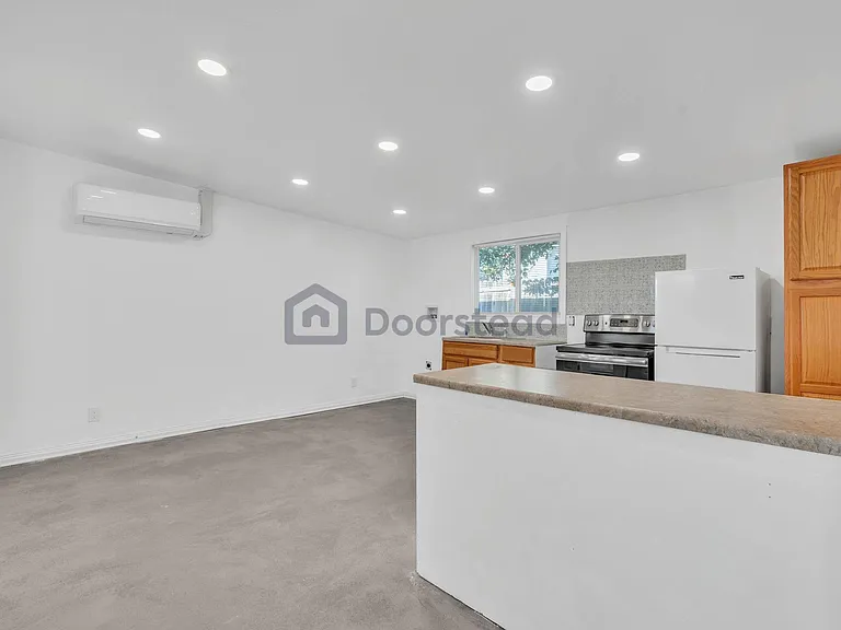 199 Bart Ave #ADU — Photo 6