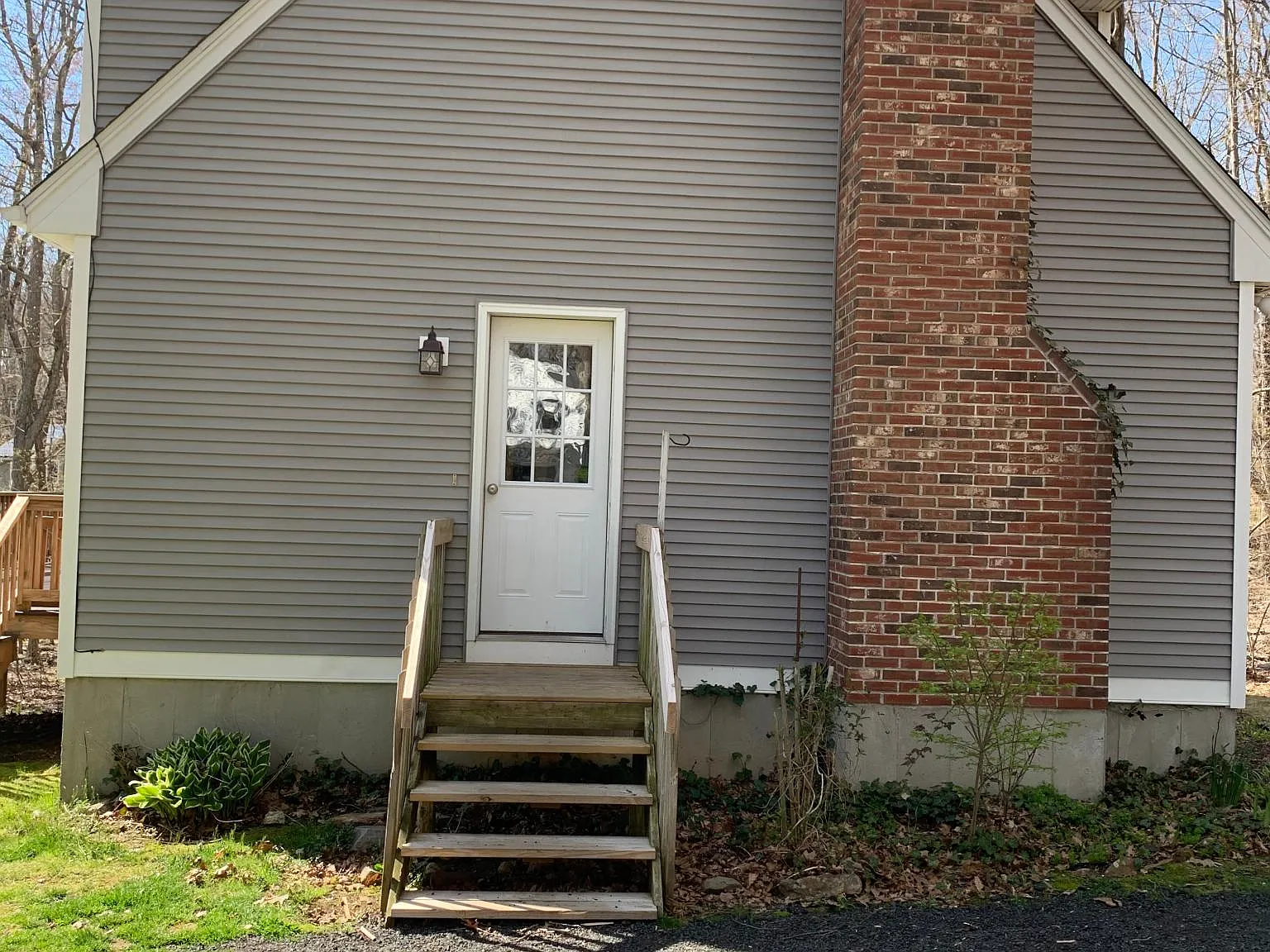 3 bed, 1598 sqft, $2,400 — Photo 3