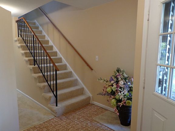 2nd image of 553 E Windgate Ct #10D8