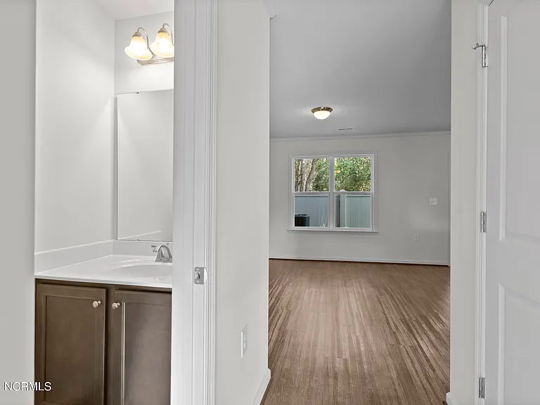 473 Sullivan Loop Rd — Photo 16