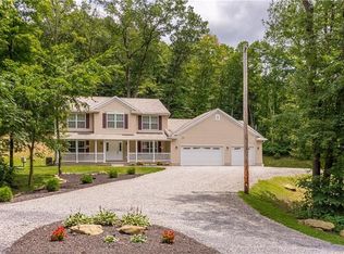 1585 Arndt Rd, Pittsburgh, PA 15237