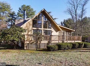 283 The Woods Rd, Hedgesville, WV 25427