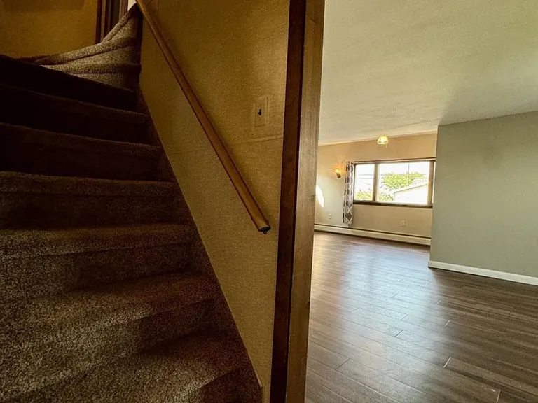 804 Beech St — Photo 11