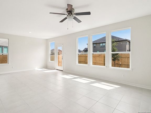 5th image of 9406 Hinterlands Dr