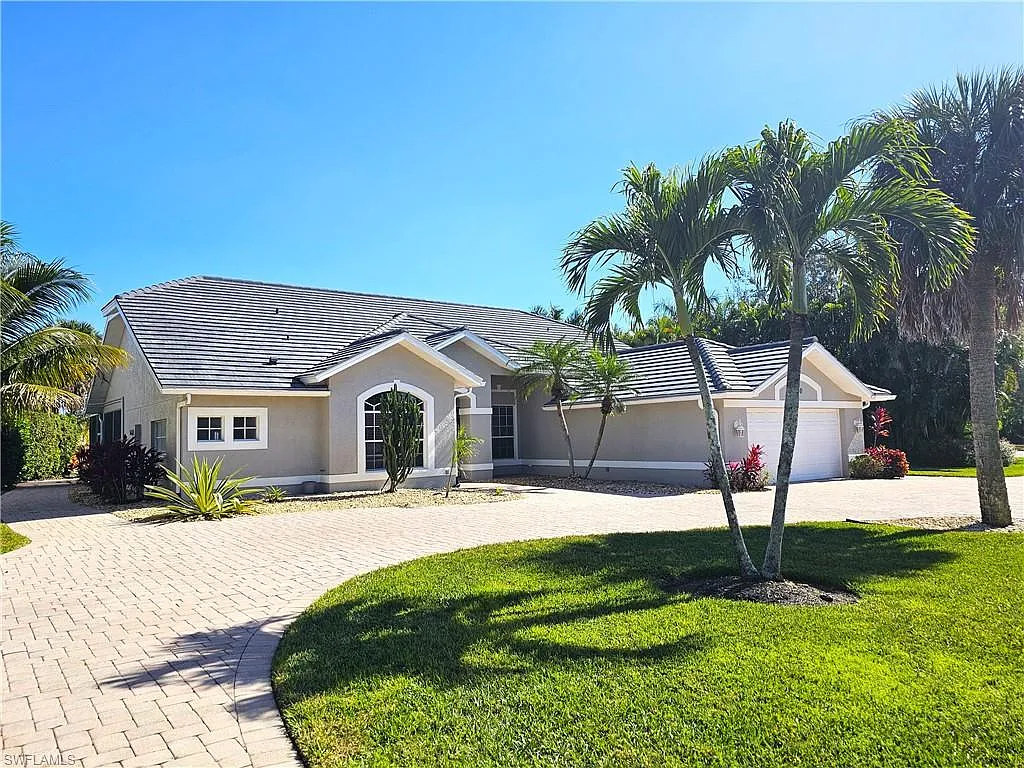 3 bed, 2.5 bath, 2626 sqft, $10,500 — Photo 3