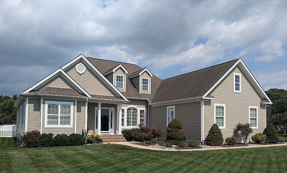1st image of 16414 Winding River Dr