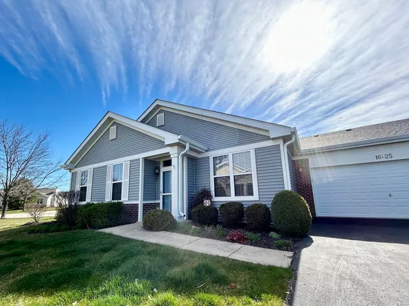 16425 Crescent Lake Dr, Crest Hill, IL 60403