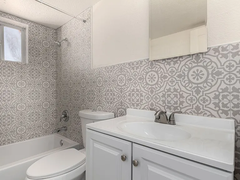 608 N. 9th St. — Photo 21