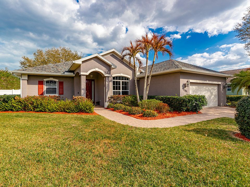 1st image of 240 SW Champagne Ct Court SW