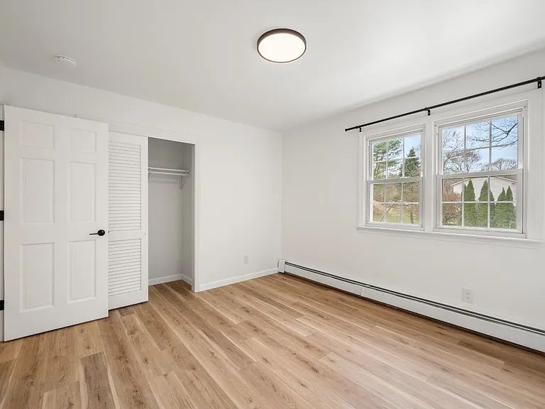 2 Cavasin Dr — Photo 28