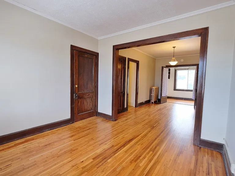 Snelling Villas — Photo 23