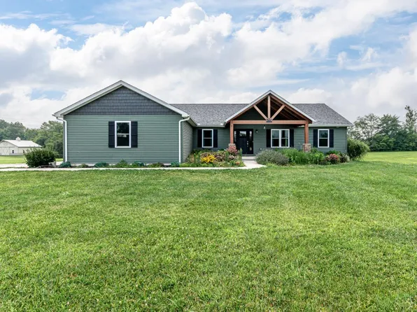 3663 Virginia Trl, Bethel, OH 45106