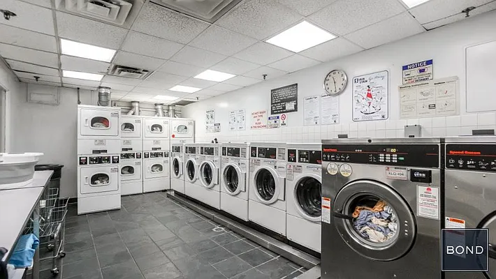 Rented by Bond New York | media 17