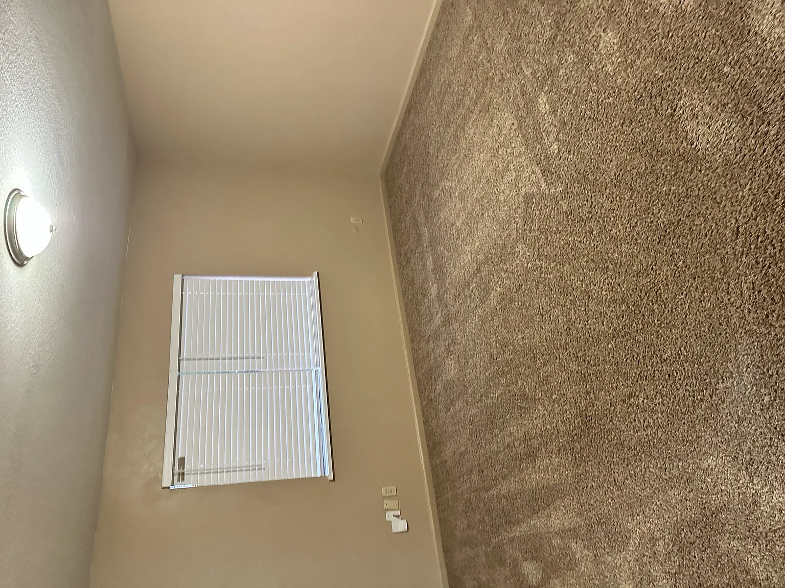 Dartwood Dr — Photo 4