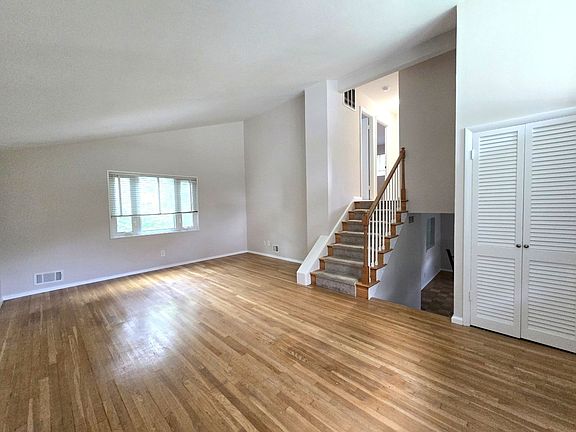 5th image of 5115 Bangor Dr