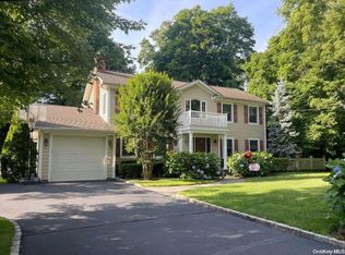 47 Laurel Ave, Sea Cliff, NY 11579