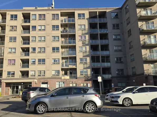 7405 Goreway Dr #715, Mississauga, ON L4T 0A3