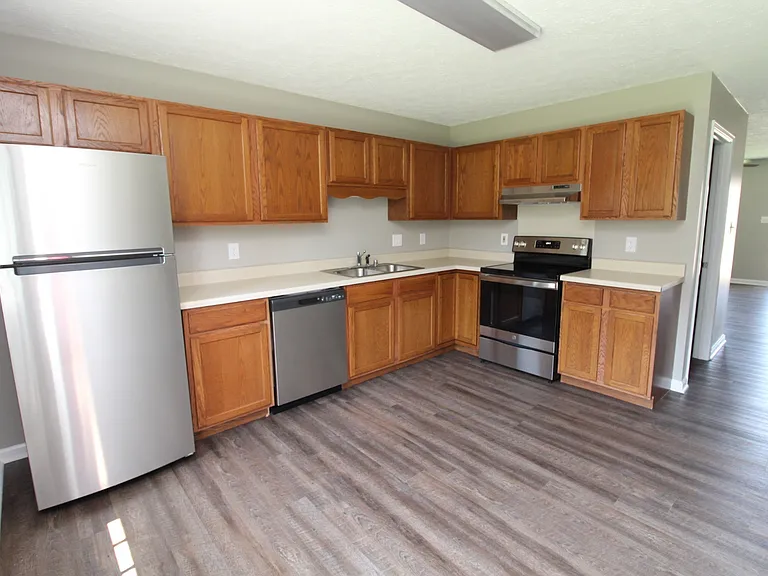 927 Lc Ave — Photo 3