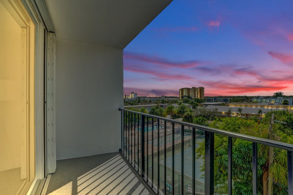1009 N OCEAN Boulevard #507, photo 2