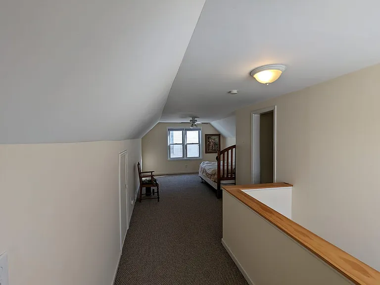 2232 Boldt St — Photo 11