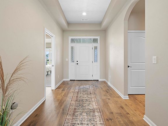 2nd image of 2355 E Baldeagle Dr