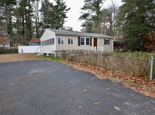 6 2nd Ave, Lakeville, MA 02347