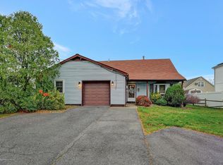 204 Bethany Rd, Hazlet, NJ 07730